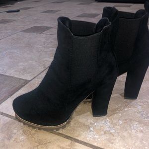 Boot heels